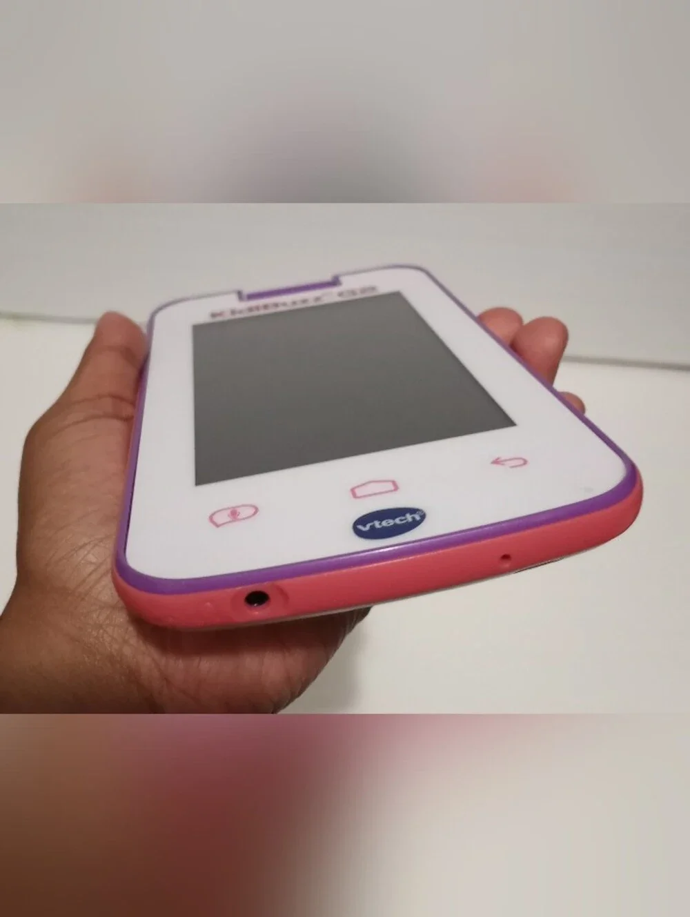 KiddiBuzz G2 Vtech Children's Wifi Enabled Tablet